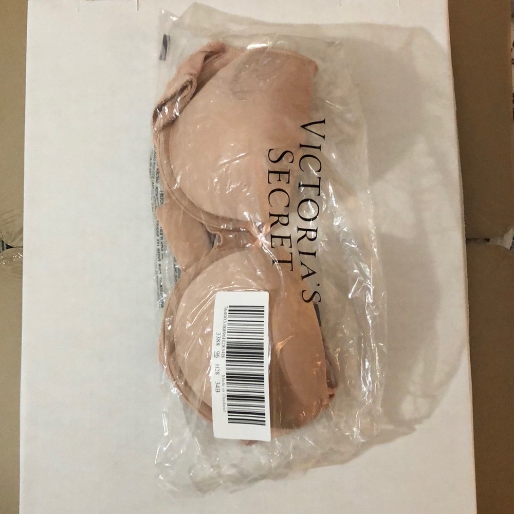 Victoria’s Secret Dream Angels Uplift Demi bra 34B